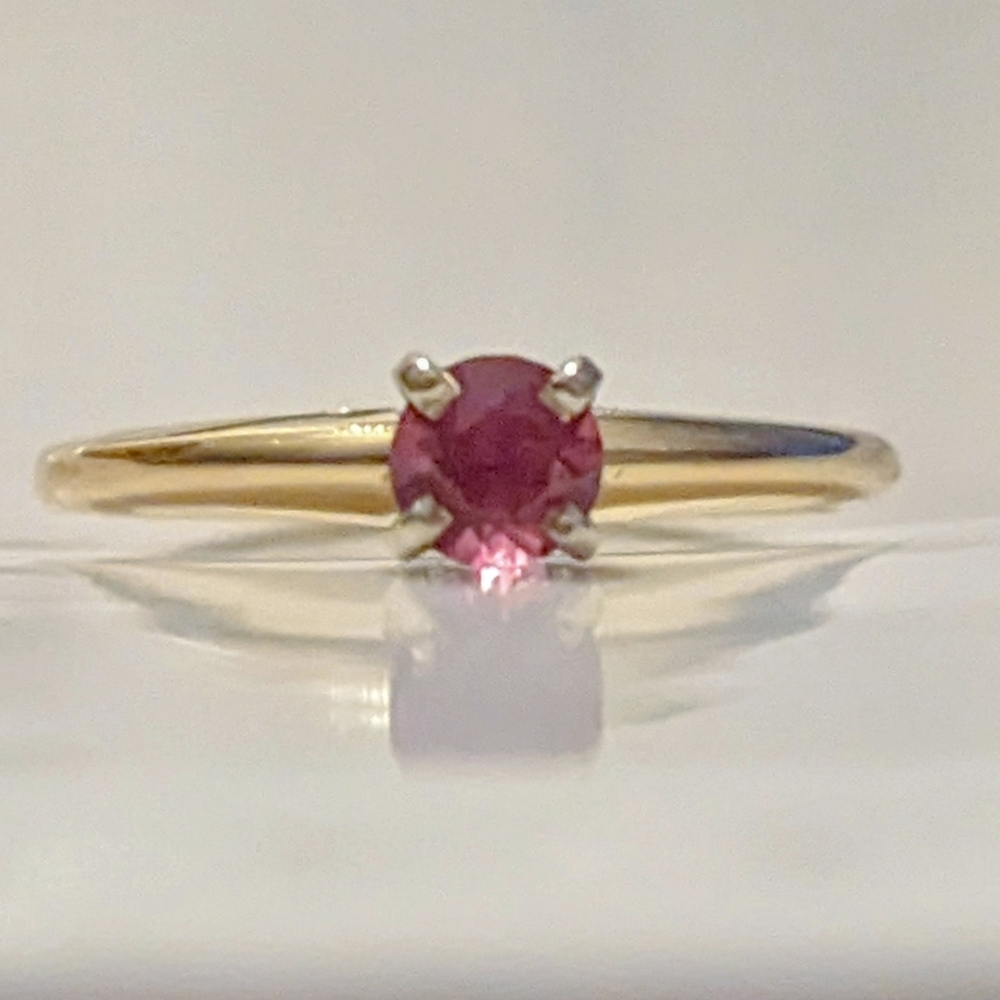SALE! 14K Solid Gold Garnet Ring